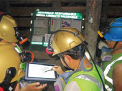 加固三防平板电脑T116在矿工采掘矿物的应用